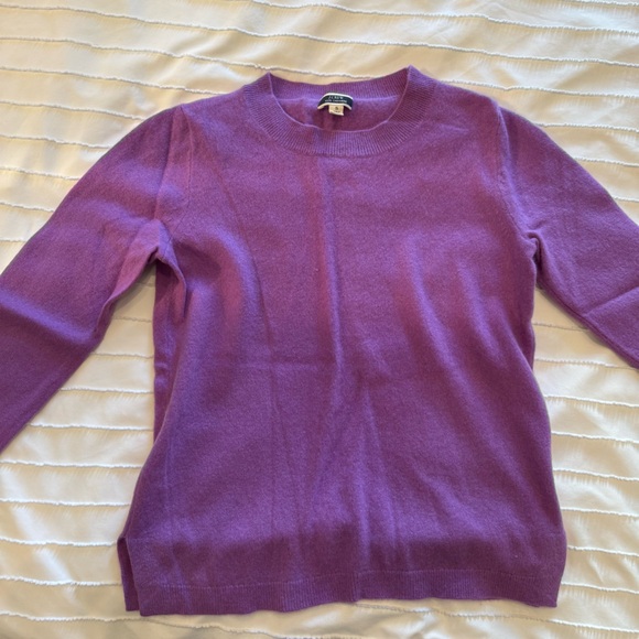 J. Crew Sweaters - J. Crew Women's Purple 100% Cashmere Crew Neck Sweater